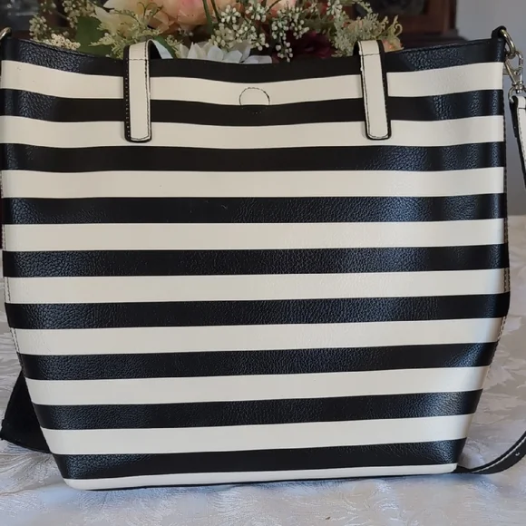Black and White Striped Tote Bag with Pouch - Picture 8 of 14